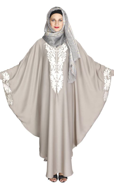 Aesthetically Elegent Light Grey Kaftan (Made-To-Order)
