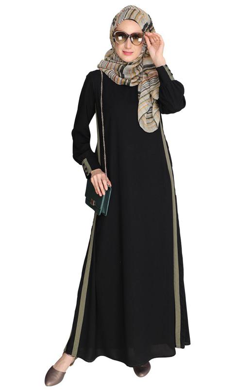 Black Side Detailed Abaya