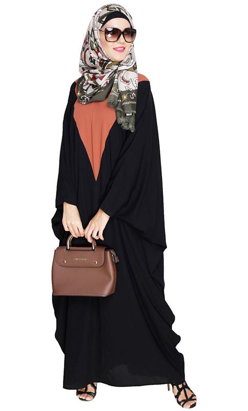 Colour Blocked Black Kaftan