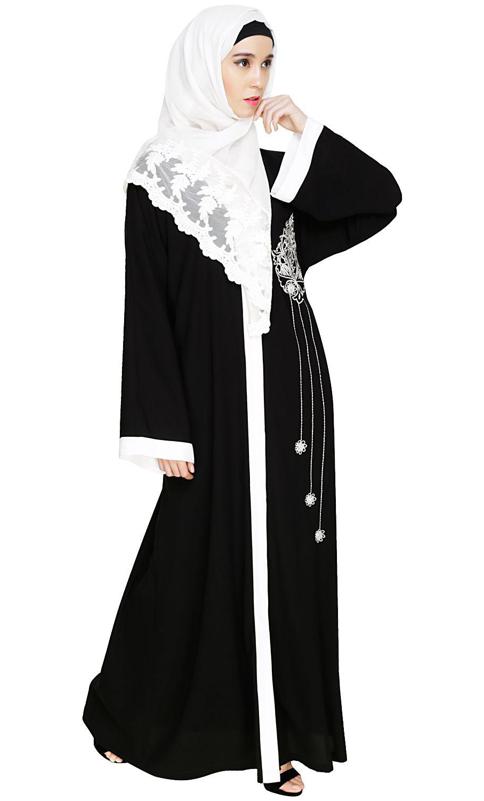 Contrast Embroidered Black Dubai Style Abaya