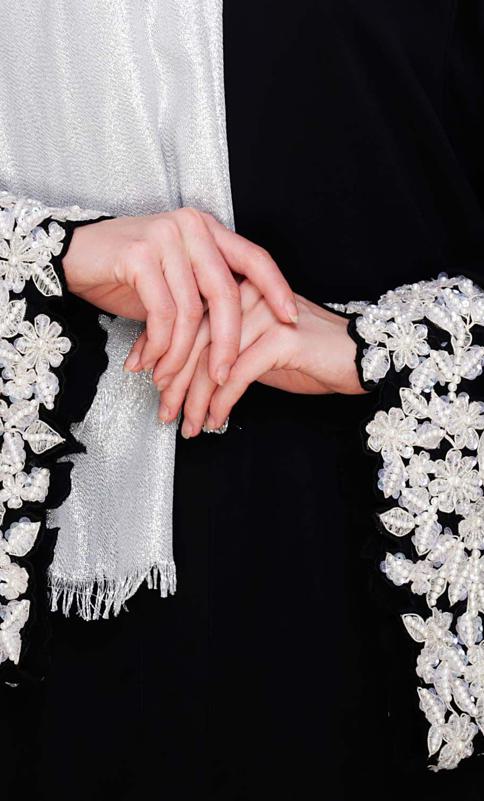 Dreamy Pearl Black Dubai Style Abaya (Made-To-Order)