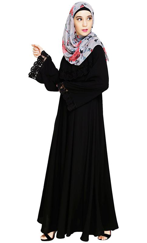 Flouncy Laced Black Abaya (Made-To-Order)