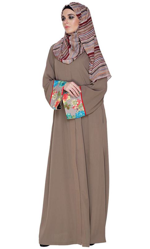 Graceful Ash Brown Printed Dubai Style Abaya