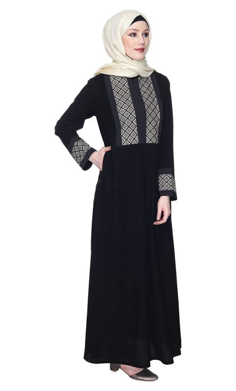 Magnificent Black Abaya With Gleaming Yolk And Sleeves (Made-To-Order)