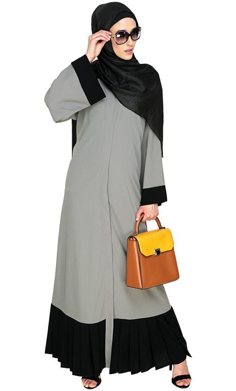 Pleated Bliss Dubai Style Abaya