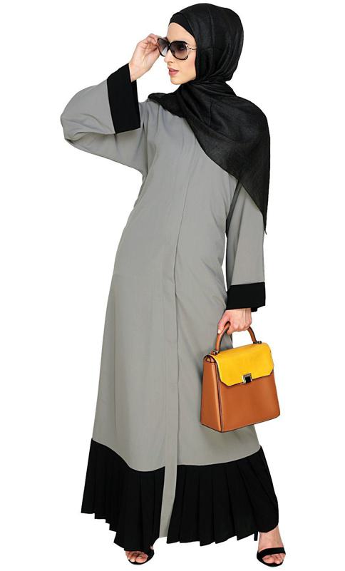 Pleated Bliss Dubai Style Abaya