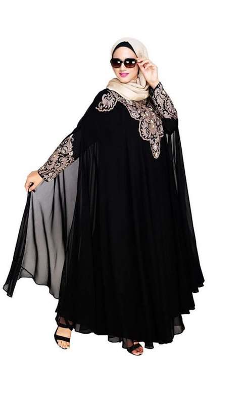 Luxury Black Irani Kaftan (Made-To-Order)