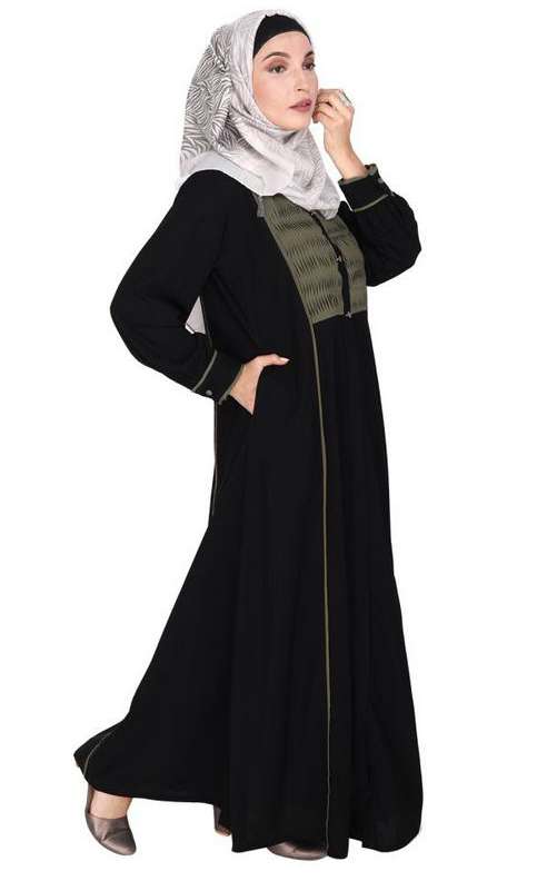Wavetucks Yoke Black and Dead Mint Abaya