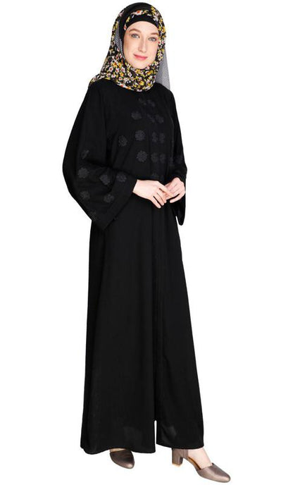 Flowless Black Abaya (Made-To-Order)