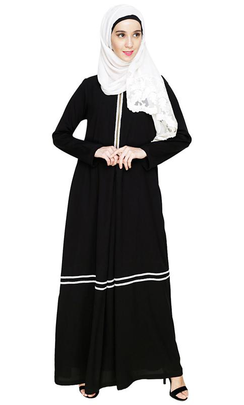 Graceful Lacy Black Abaya