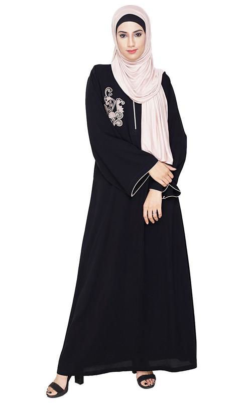 Resham Ornate Black Dubai Style Abaya